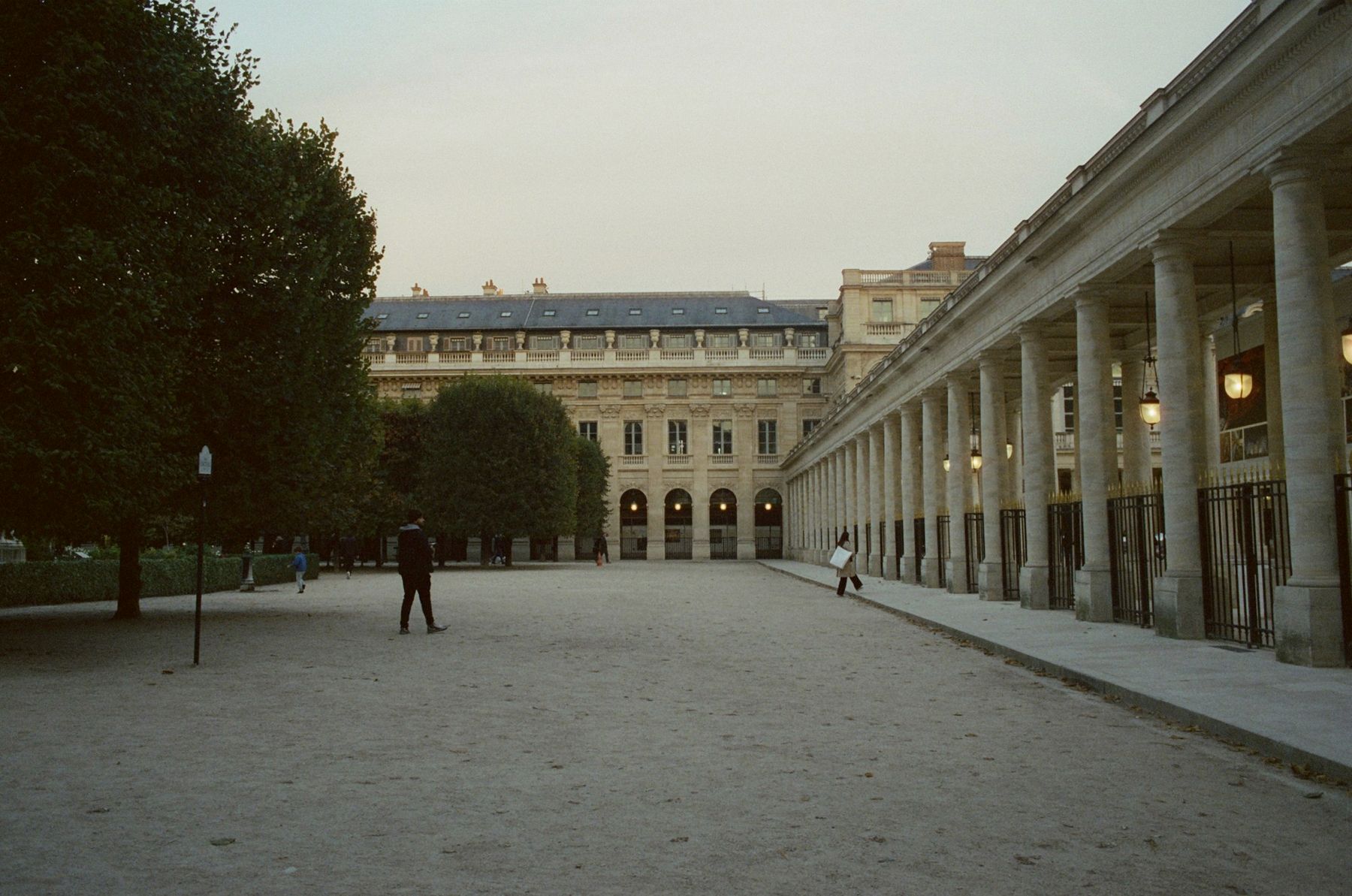 Galerie à colonnes du Palais-Royal